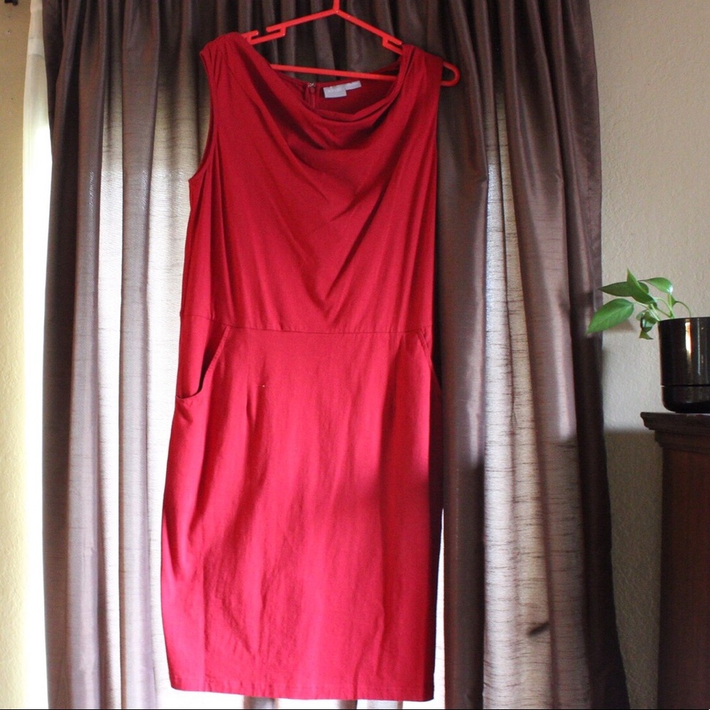 Eshakti red sleeveless dress. Stretch. Plus size